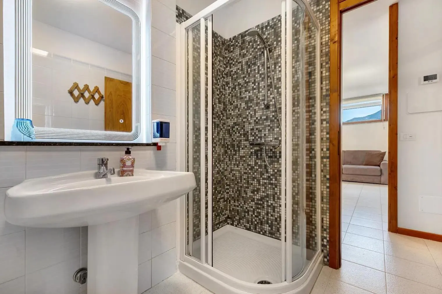 Appartamento Sole Brenzone Hébergement de vacances